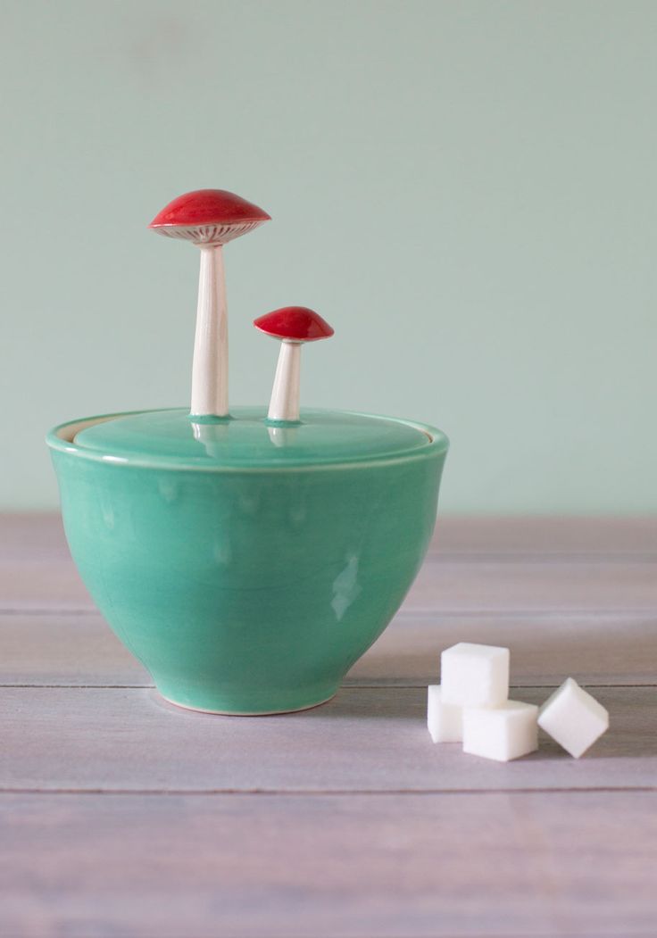 Mushroom ceramic sugar bowl - adorable! #product_design