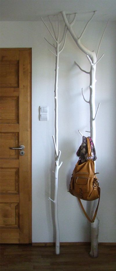 Awesome DIY Branch coat rack - Design Intuition